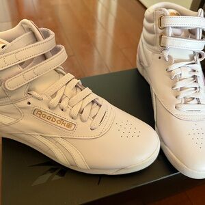 Cardi B x Reebok F/S Hi Women’s Shoes- Lavender